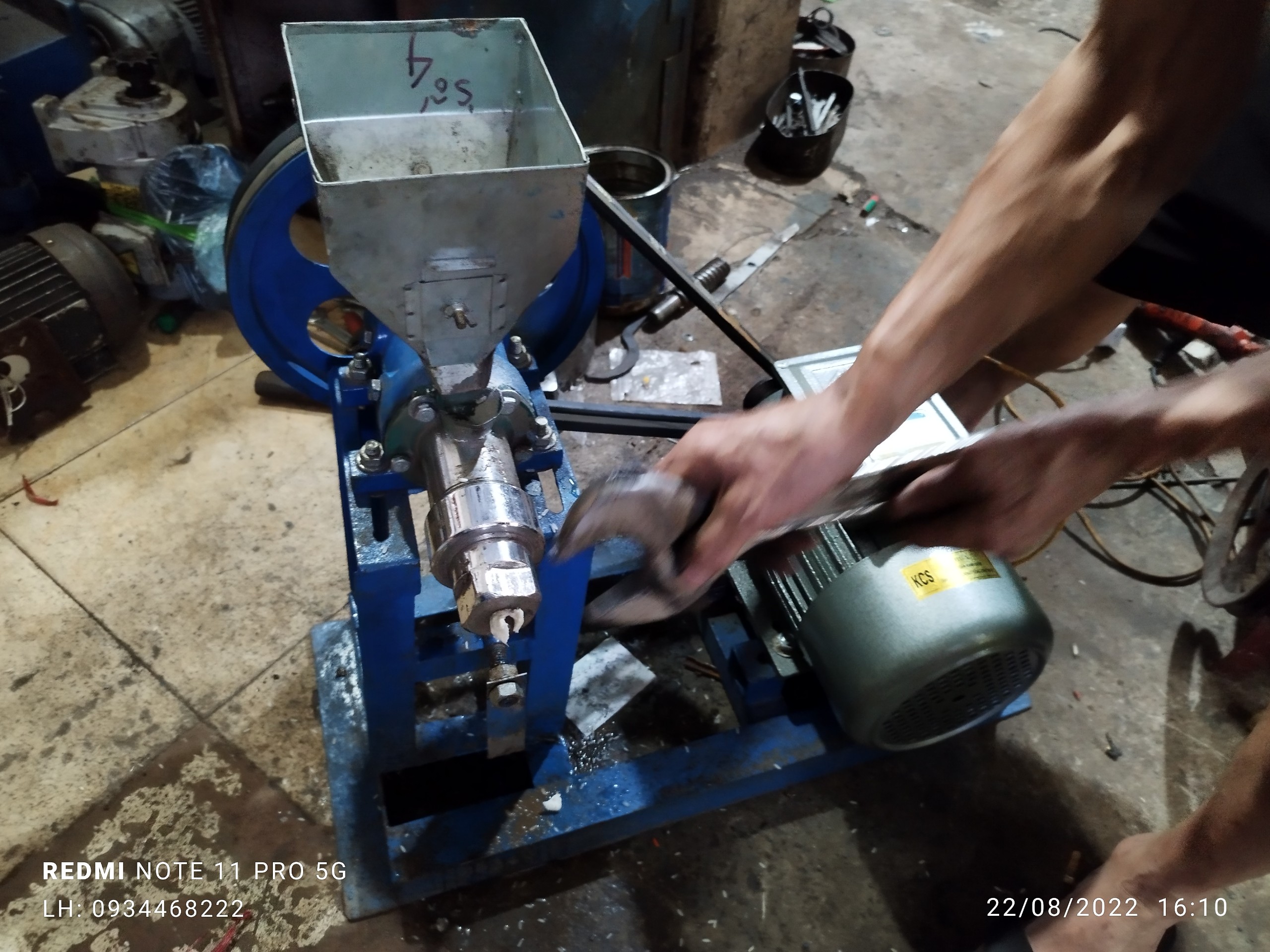 Máy Nổ Bổng Gạo